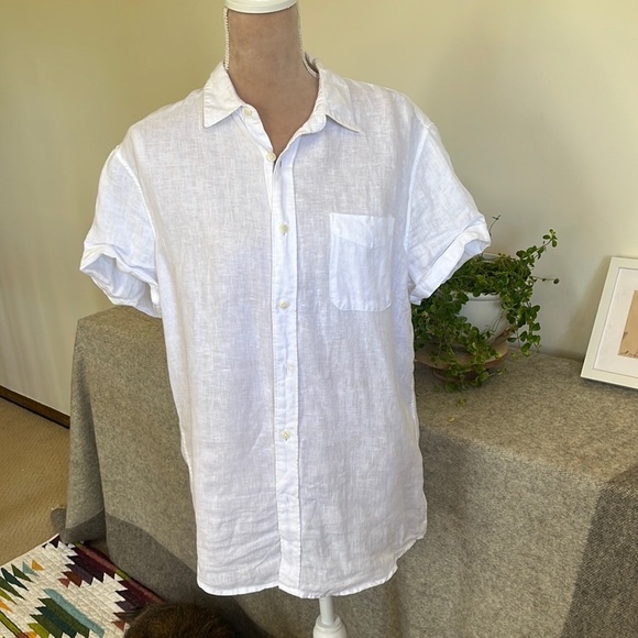 Lucky Brand button down linen shirt with slight cuffed sleeve. Size L - Picture 1 of 6